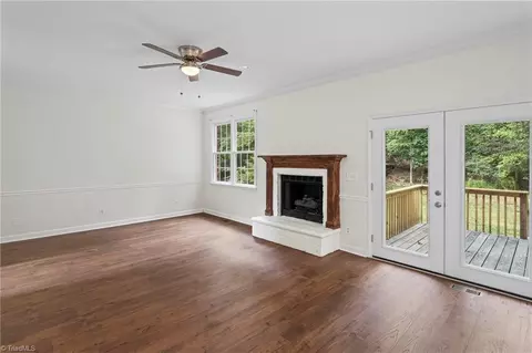 Living - 183 Bentbrook Dr, Advance, NC 27006 photo 2 of 5