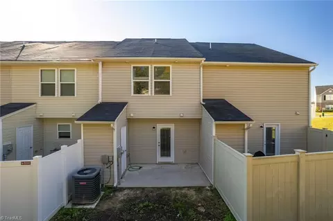 458 Sandybrooke Dr, High Point, NC 27265 photo 27