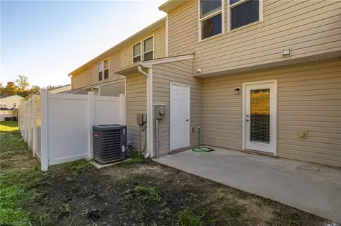 458 Sandybrooke Dr, High Point, NC 27265 photo 24