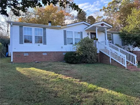 312 Lang Ct, Haw River, NC 27258