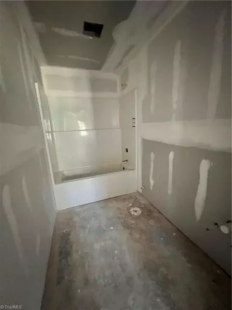 Entry Way - 502 Everett Ln, High Point, NC 27262 photo 1 of 2