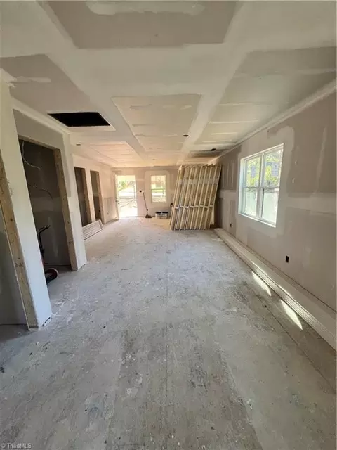 Entry Way - 502 Everett Ln, High Point, NC 27262 photo 2 of 2