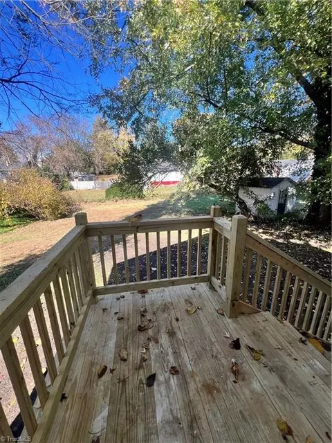 Exterior - 502 Everett Ln, High Point, NC 27262 photo 5 of 6