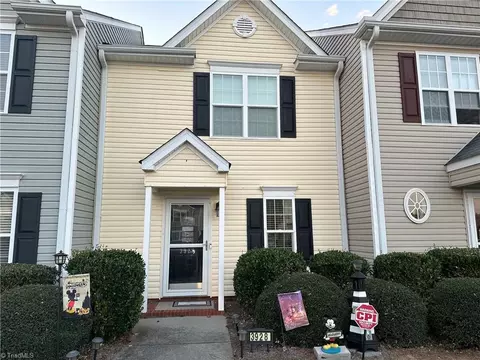 3928 Village Park Ct, Winston Salem, NC 27127