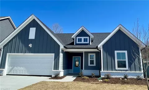 9139 Stoney River Ln, Kernersville, NC 27284