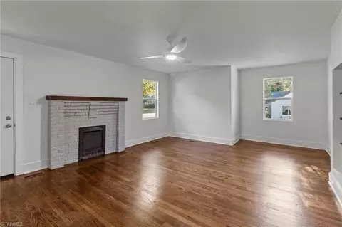 Living - 710 Packard Ave, Kannapolis, NC 28083 photo 3 of 3