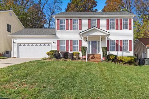 2412 Corinth Dr, Greensboro, NC 27406
