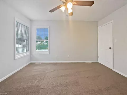 1317 Trinity St, Thomasville, NC 27360 photo 12