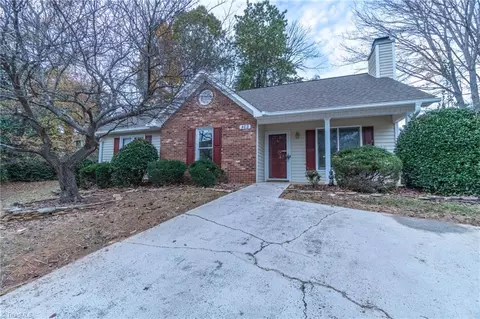 803 Meadowstone Dr, Winston Salem, NC 27104