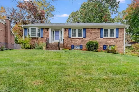 1219 Shelter Cv, Winston Salem, NC 27106