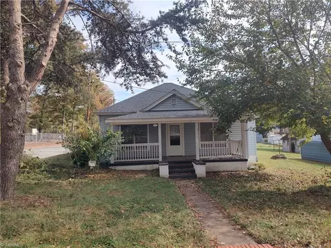 120 Johnston St N, Eden, NC 27288
