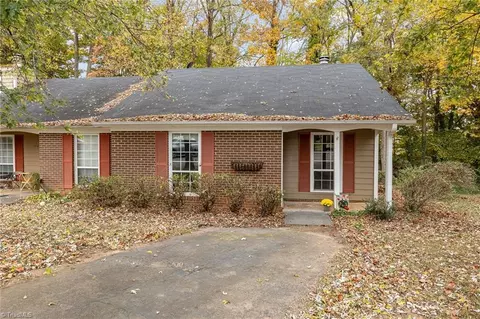 1918 Saffron Pl, Winston Salem, NC 27127