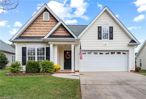 1541 Finwick Dr, Pfafftown, NC 27040