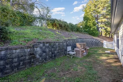 Exterior - 123 Bouldin Ct, Trinity, NC 27370 photo 6 of 7