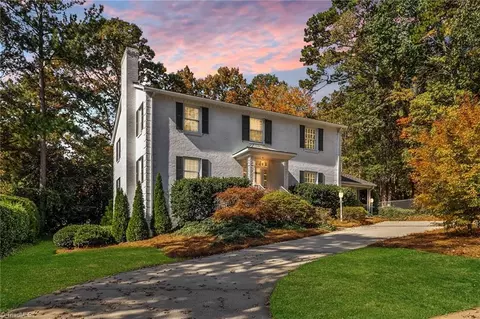 608 Lankashire Rd, Winston Salem, NC 27106