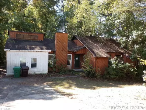 208 Boyce Ave, Jamestown, NC 27282