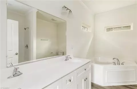 Bath - 117 Crestview Dr, High Point, NC 27265 photo 1 of 3