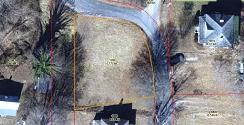 513 Kyle St, Mount Airy, NC 27030