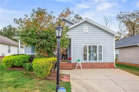 4821 Lighthouse Ct, Winston Salem, NC 27127