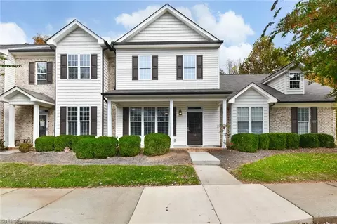 28 Nandina Dr, Greensboro, NC 27455
