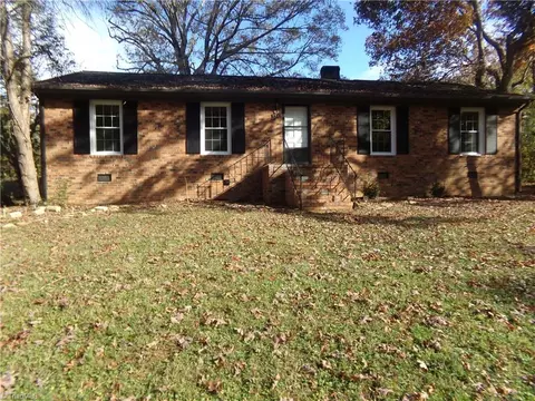 134 Fox St, Randleman, NC 27317