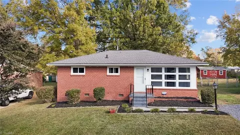1911 Rayston Dr, Greensboro, NC 27405
