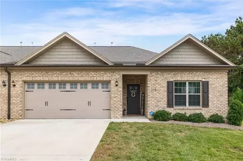 315 Kingsfield Forest Dr, Archdale, NC 27263