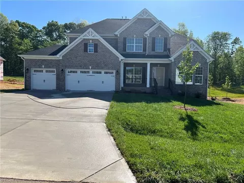 1655 Lazy Fox Ln #36, Kernersville, NC 27284