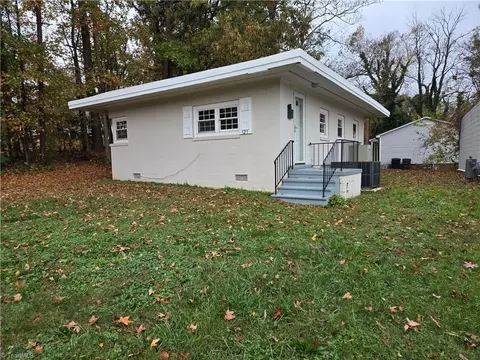 121 Border St, Burlington, NC 27215