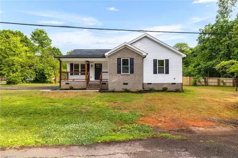1132 Lawson St, Eden, NC 27288