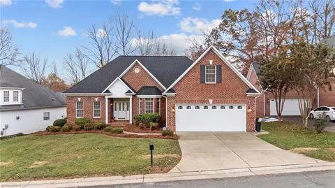 110 Valencia Ln, Winston Salem, NC 27106