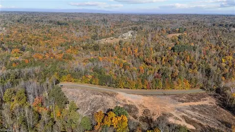 000 Ralph Joyce Rd, Sandy Ridge, NC 27046