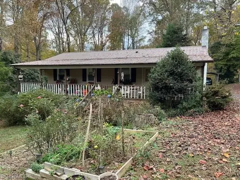 4765 Randleman Lake Rd, Randleman, NC 27317
