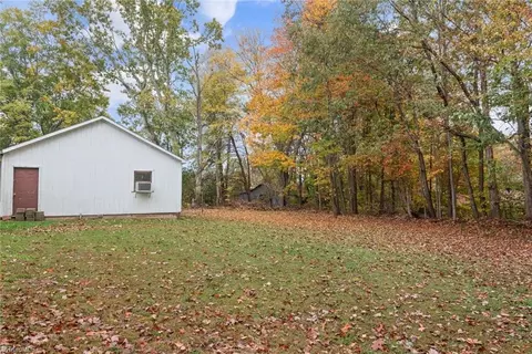 Exterior - 1082 Tom Gordon Rd, King, NC 27021 photo 6 of 7