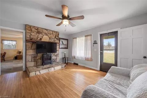 Living - 1082 Tom Gordon Rd, King, NC 27021 photo 1 of 2