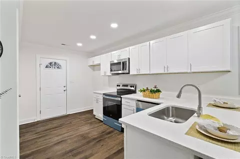 515 W End Blvd, Madison, NC 27025