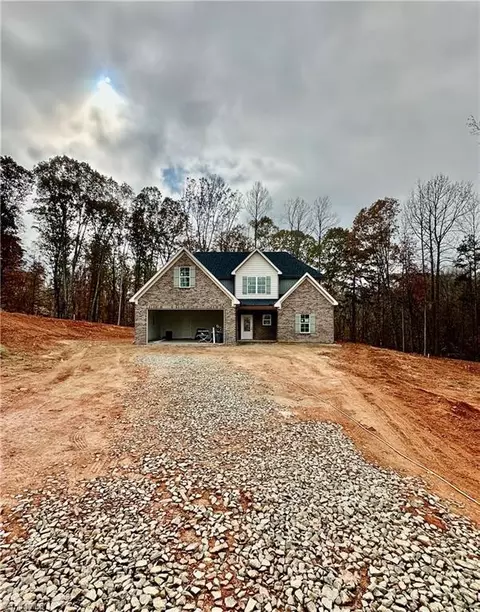 221 Trotters Way, Lexington, NC 27295