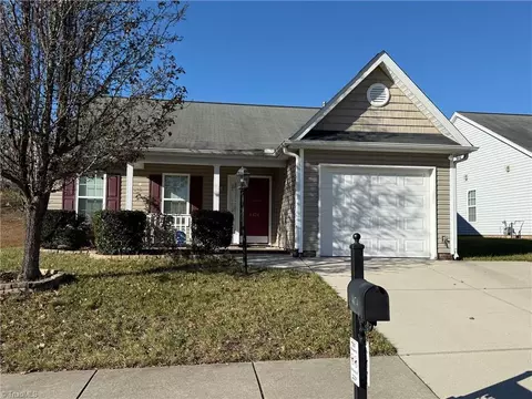 4474 Weatherton Dr, Kernersville, NC 27284