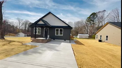 503 W End Blvd, Madison, NC 27025