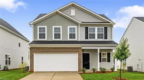 2527 Raspberry Hill Dr, Winston Salem, NC 27106