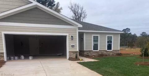 2348 Augusta Dr, Asheboro, NC 27205