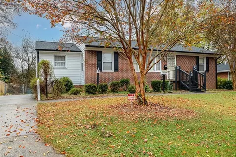 210 Rhyne Ave, Winston Salem, NC 27107
