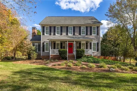 1565 Old Coach Rd, Kernersville, NC 27284