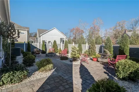 Exterior - 3448 Willowcrest St, High Point, NC 27265 photo 7 of 12