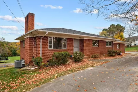 2345 Griffith Rd, Winston Salem, NC 27103