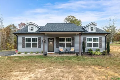 947 Red Marshall Rd, Pelham, NC 27311