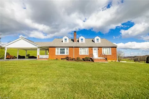 4793 N Nc Highway 18, Sparta, NC 28675