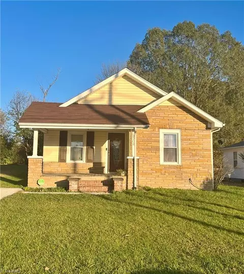 3709 Luck Dr, Archdale, NC 27263