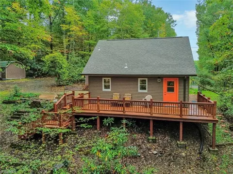 319 Morrison Ln, Fleetwood, NC 28626