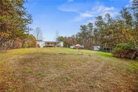 1055 Eagle Rock Rd, King, NC 27021 photo 24